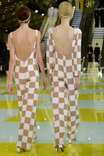 Look 102